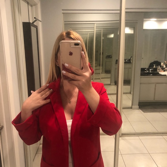 MOA large Red Blazer - Picture 6 of 13
